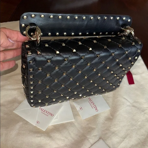 Valentino Garavani Black Quilted Nappa Rock-stud cross body Bag - Picture 4 of 15